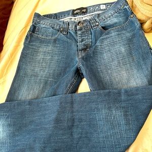 Men’s Mossimo Bootcut Jeans 32x32. Darn Wash